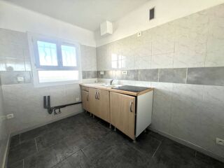  Appartement  vendre 4 pices 65 m