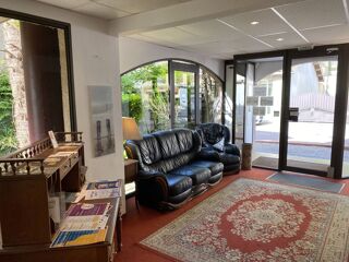  Immeuble  vendre 15 + pices 996 m