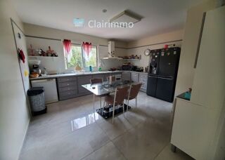  Maison � vendre 15 + pi�ces 494 m�