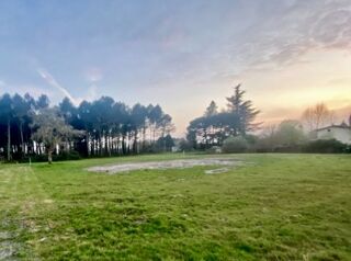  Terrain  vendre 1600 m