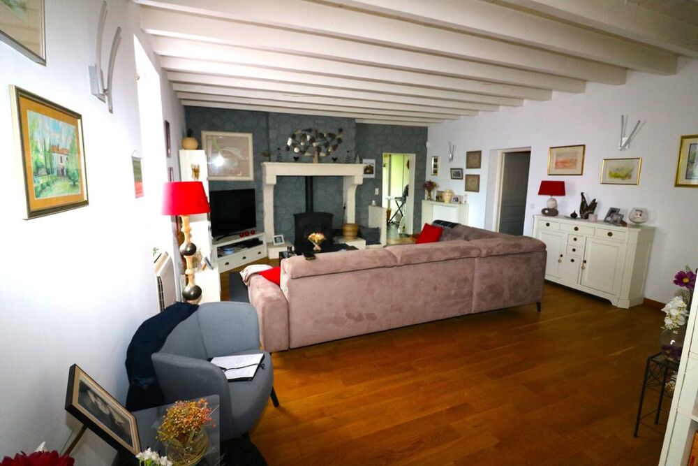 � vendre  Maison Lucmau (33840)