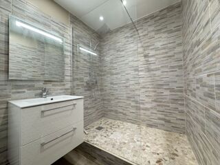  Appartement  vendre 2 pices 47 m