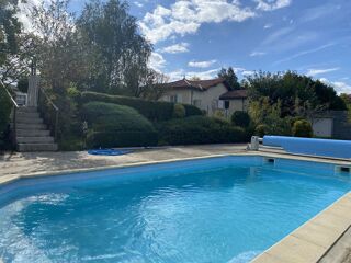  Maison  vendre 8 pices 198 m