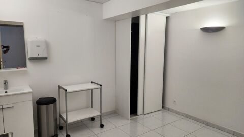 LOCAL PLUS PLACE DE PARKING en sous-sol 520 13600 La ciotat