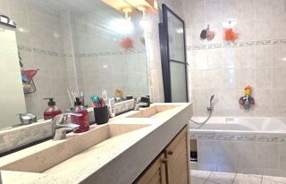  Appartement  vendre 4 pices 81 m