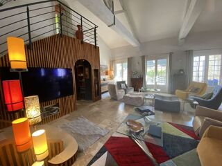  Maison  vendre 7 pices 218 m