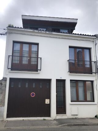  Maison  vendre 9 pices 200 m
