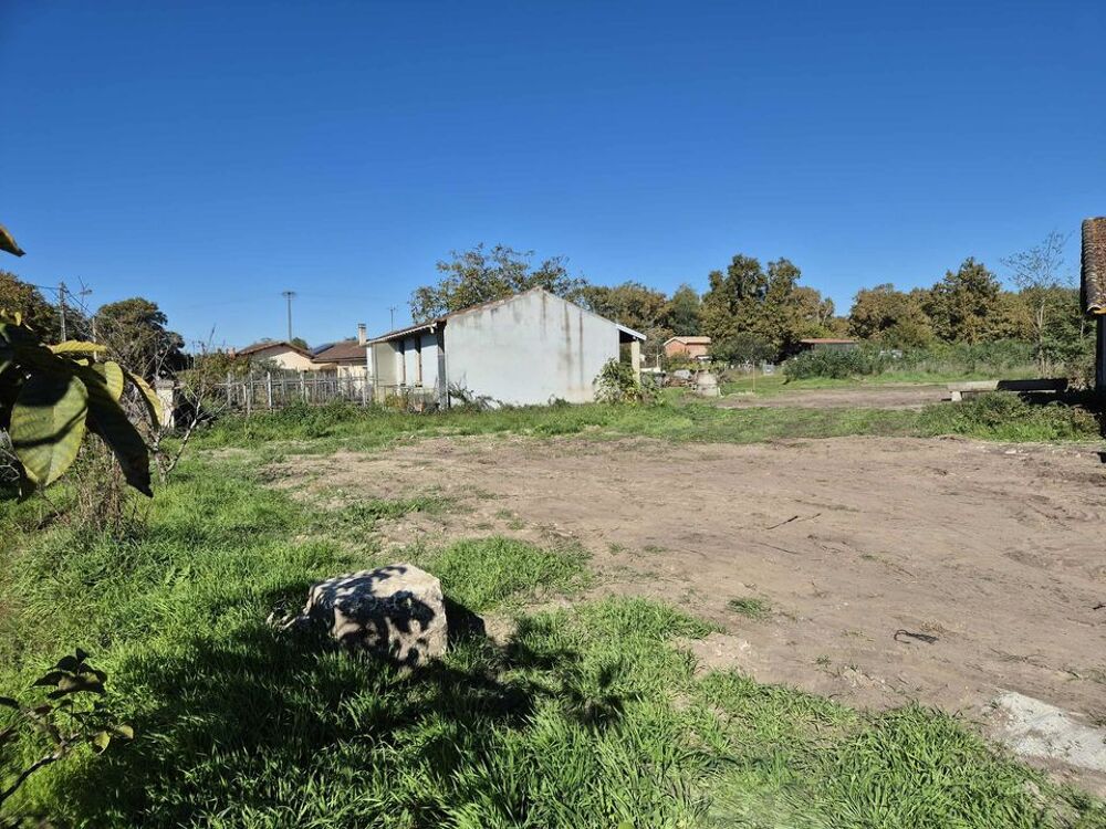 Vente Terrain Terrain constructible d'environ 740m� sur la commune de Saint-sauveur