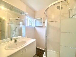  Appartement � vendre 3 pi�ces 65 m�