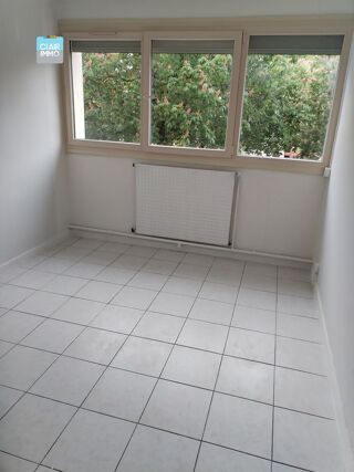  Appartement  vendre 4 pices 71 m