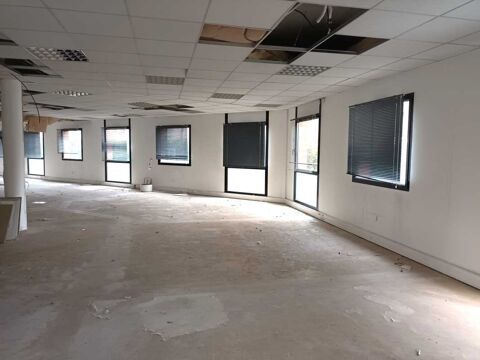   Bureaux - A LOUER - 450 m non divisibles 