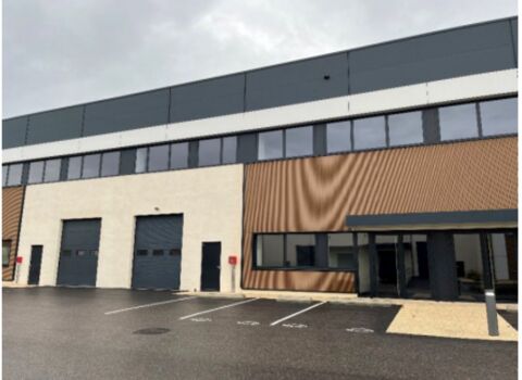 Locaux d'activités - A LOUER - 390 m² non divisibles 8 69200 Venissieux