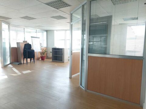 Bureaux - A LOUER - 102 m² non divisibles 1445 78280 Guyancourt