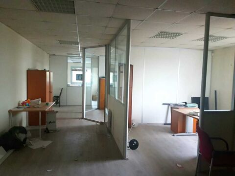 Bureaux - A LOUER - 180 m² divisibles à partir de 90 m² 1832 95100 Argenteuil