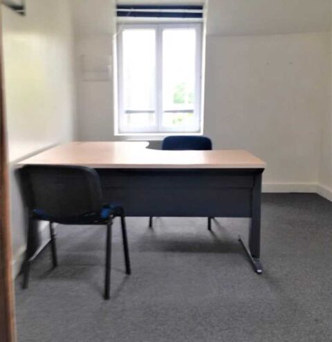   Bureaux - A LOUER - 19 m non divisibles 