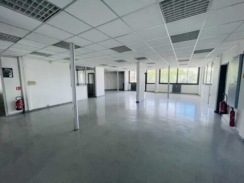 Bureaux - A VENDRE - 216 m² non divisibles 374999 77000 Melun