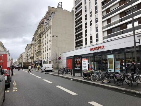 Locaux Commerciaux - A LOUER - 85 m² non divisibles 4500 75015 Paris