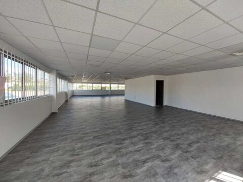 Bureaux - A LOUER - 250 m² non divisibles 2605 30000 Nimes