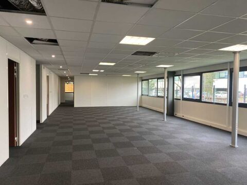 Bureaux - A LOUER - 248 m² non divisibles 2584 33700 Merignac