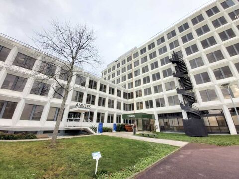 Bureaux avec loyer économique - 1 359 m² divisibles à partir de 679 m² 16988 94150 Rungis