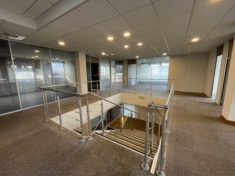 Bureaux - A VENDRE - 730 m² non divisibles 1550002 33520 Bruges