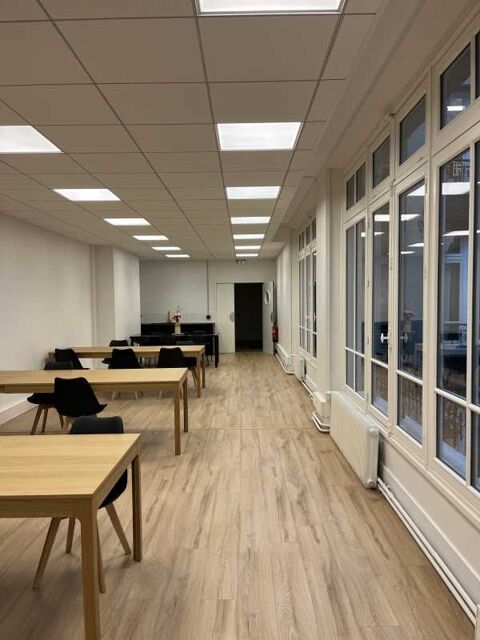   Bureaux - A LOUER - 100 m non divisibles 