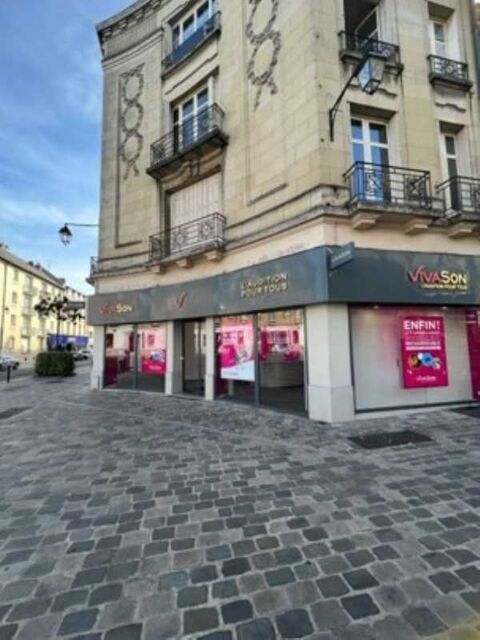 Locaux Commerciaux - A VENDRE - 119 m² non divisibles 750000 02200 Soissons
