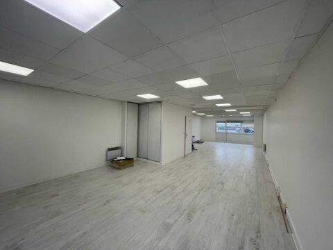 Bureaux - A LOUER - 80 m² non divisibles 1500 94200 Ivry sur seine