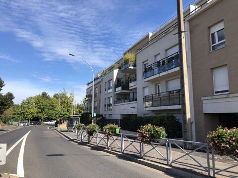 Locaux Commerciaux - A LOUER - 258 m² non divisibles 5000 94240 L'hay les roses