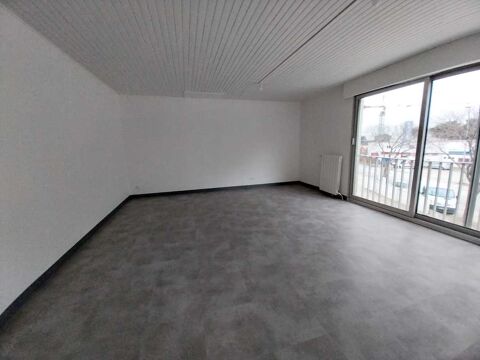 Bureaux - A LOUER - 80 m² non divisibles 800 34430 Saint jean de vedas