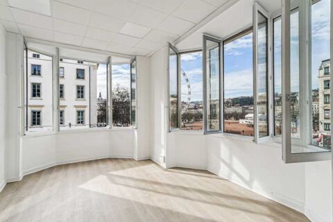 A DEUX PAS DE  BELLECOUR - 93 m² non divisibles 2947 69002 Lyon