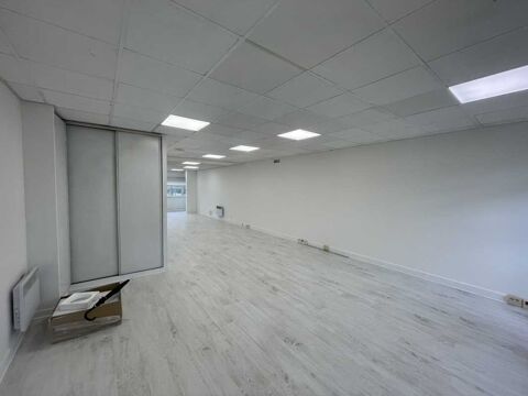   Bureaux - A LOUER - 80 m² non divisibles 
