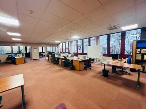   Bureaux - A LOUER - 183 m non divisibles 