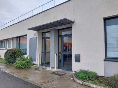 Bureaux - A LOUER - 366 m² divisibles à partir de 51 m² 501 34740 Vendargues