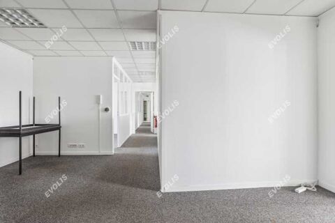 Bureaux - A VENDRE OU A LOUER - 296 m² divisibles à partir de 146 m² 499999 93160 Noisy le grand