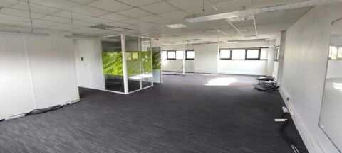 Bureaux - A LOUER - 224 m² divisibles à partir de 112 m² 2482 33140 Villenave d'ornon