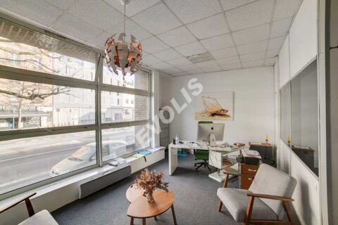Bureaux - A VENDRE - 300 m² non divisibles 999999 93100 Montreuil