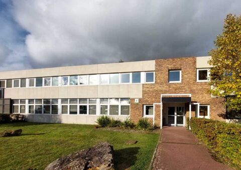 Bureaux - A LOUER - 386 m² divisibles à partir de 64 m² 3540 91570 Bievres