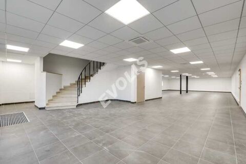   Locaux d'activit - A LOUER - 2361 m non divisibles 