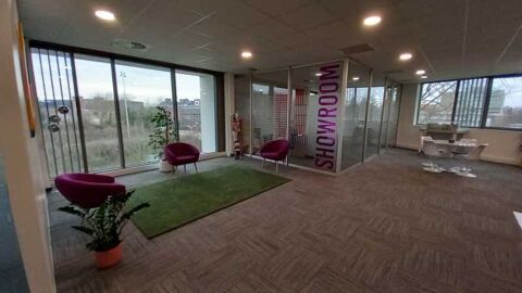 Bureaux - A LOUER - 218 m² non divisibles 2633 59650 Villeneuve d'ascq