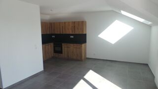  Appartement à louer 3 pièces 70 m²