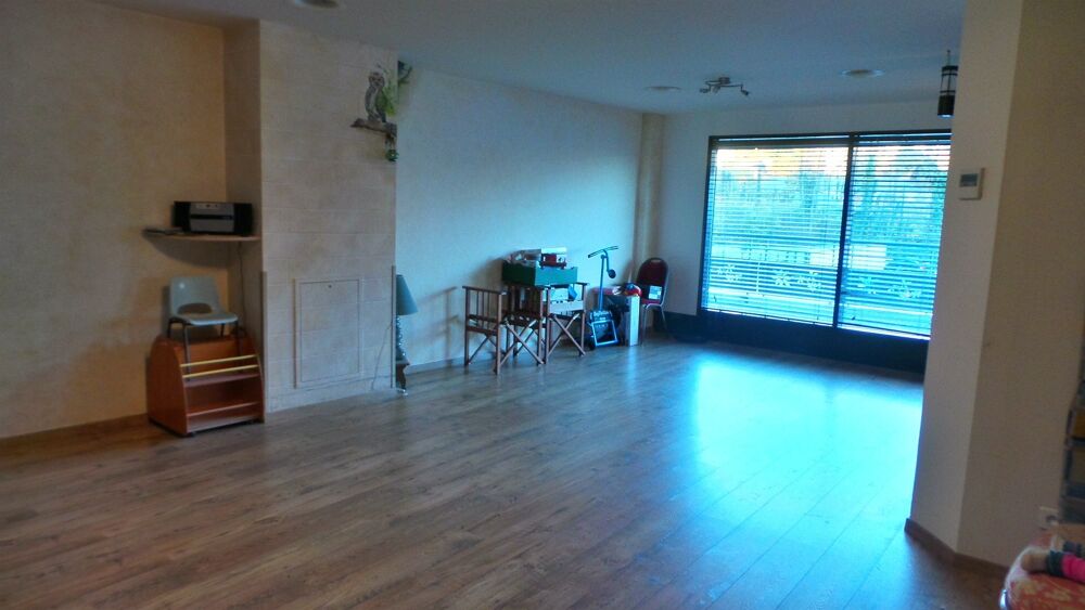   Bureau ou cabinet médical de 84 m² à Aix les Bains Gresy-sur-aix