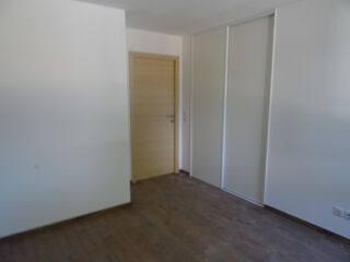  Appartement à louer 2 pièces 56 m²