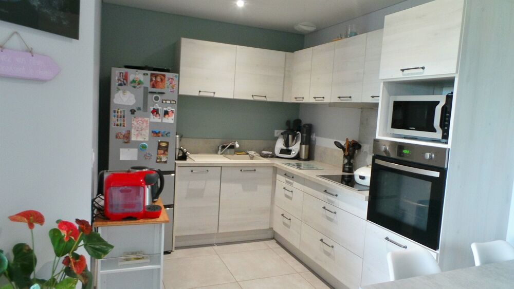 Location Appartement Très beau T2 meublé de 47 m² lumineux à La Biolle La biolle