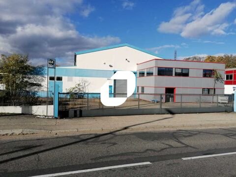 BATIMENTS DISPOSANT DE PLUSIEURS PONTS ROULANTS - 3 107 m² non divisibles 2600000 69140 Rillieux la pape