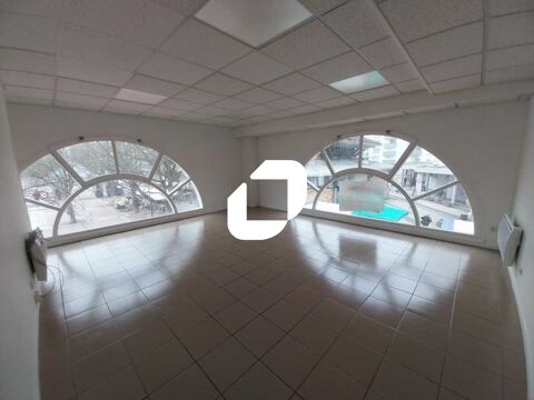 Bureaux - A LOUER - 70 m² non divisibles 1149 78300 Poissy