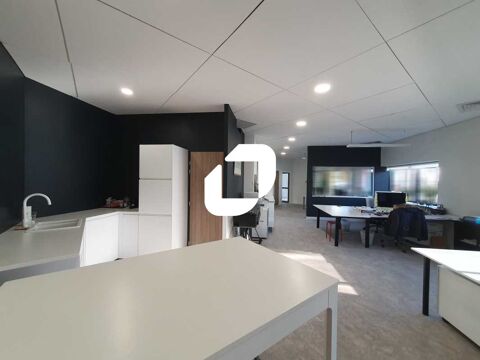   Bureaux - A LOUER - 104 m non divisibles 