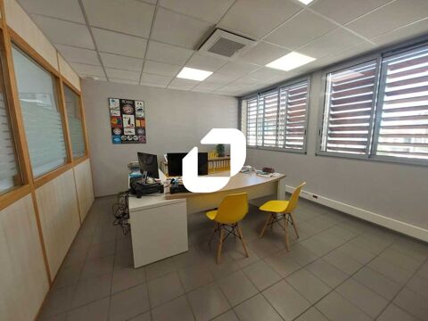 Bureaux - A VENDRE - 300 m² non divisibles 1100000 30700 Uzes