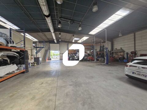 Locaux d'Activités - A LOUER - 1 085 m² non divisibles 7233 77135 Pontcarre