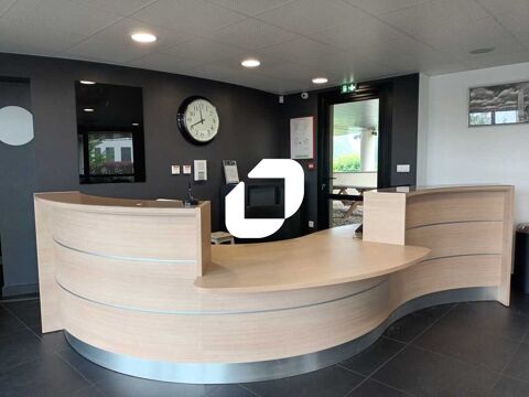 LOCAUX IDEALEMENT SITUES - 900 m² divisibles à partir de 450 m² 10500 62950 Noyelles godault